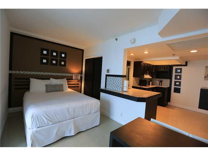 Castle Beach Resort Apartment Miami Beach Eksteriør billede